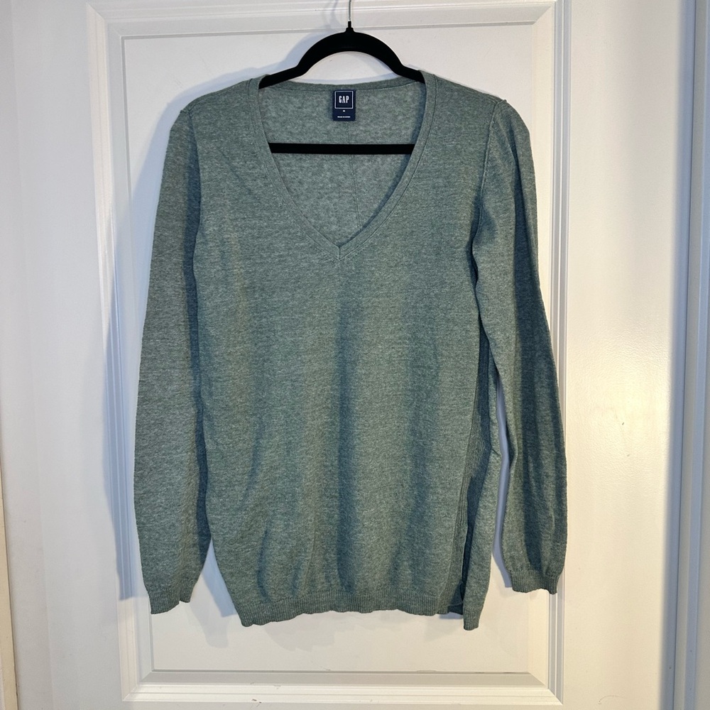GAP Green Linen Blend V- Neck Long Sleeve Sweater, size Medium - Picture 9 of 9